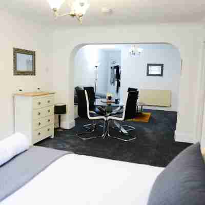 Bridle Lodge Apartments Rooms