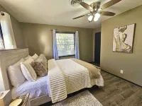 Belton Lakehouse Hotels in Bell County