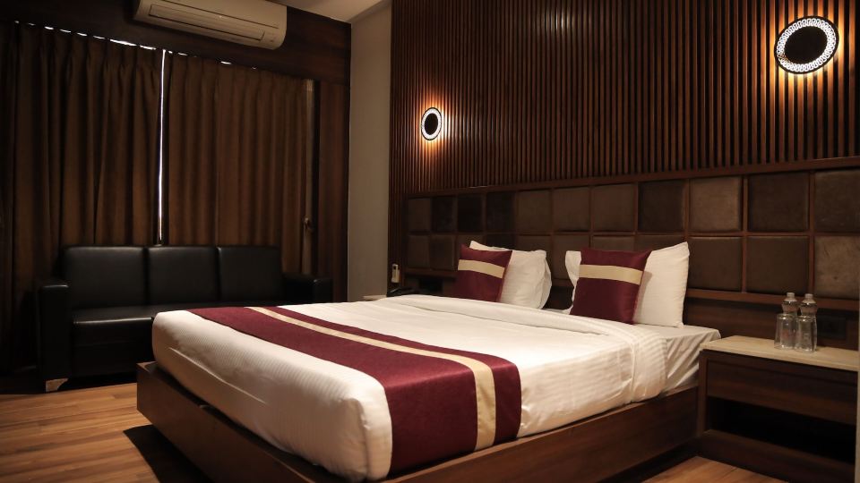 Vivotel Hotel Surat