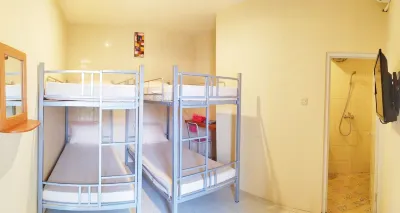 Griya Alisha Hotell i Trihanggo