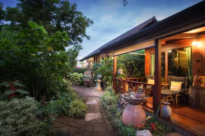 Cattani's Riverside Home Các khách sạn ở Ayutthaya