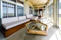 Pine House in Ginoza Hotels in Kin
