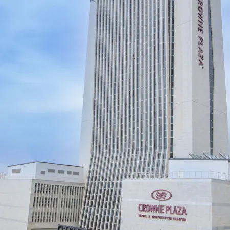 Crowne Plaza ANKARA by IHG Отели рядом с достопримечательностью «Аксарай»