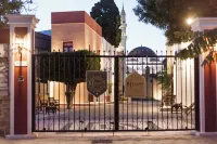Utopia Luxury Suites - Pensions