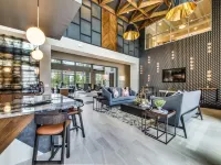 Serene 1Br King Suite Close to Downtown w Fast Wifi - Gym