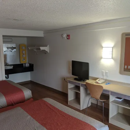 Rodeway Inn