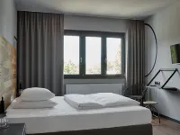 كروجير باي أندردوج هوتلز Hotels near بيلشتات