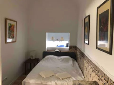 Stunning Fishermans House in Central Fuseta