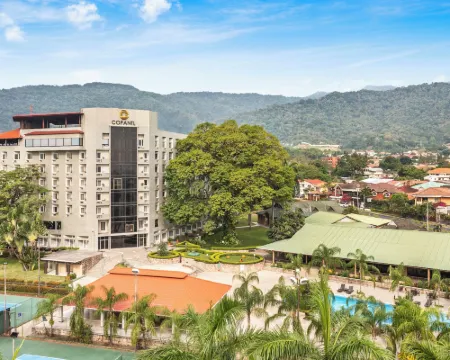 卡潘特會議中心酒店 聖佩德羅蘇拉酒店