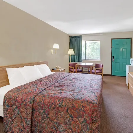 Days Inn by Wyndham Espanola