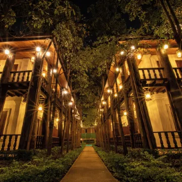 Treasure Heritage Hotel Отели рядом с достопримечательностью «Ват Тат Луанг»