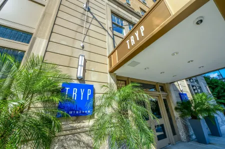 Tryp by Wyndham Newark Downtown Отели рядом с достопримечательностью «Технологический институт Нью-Джерси»