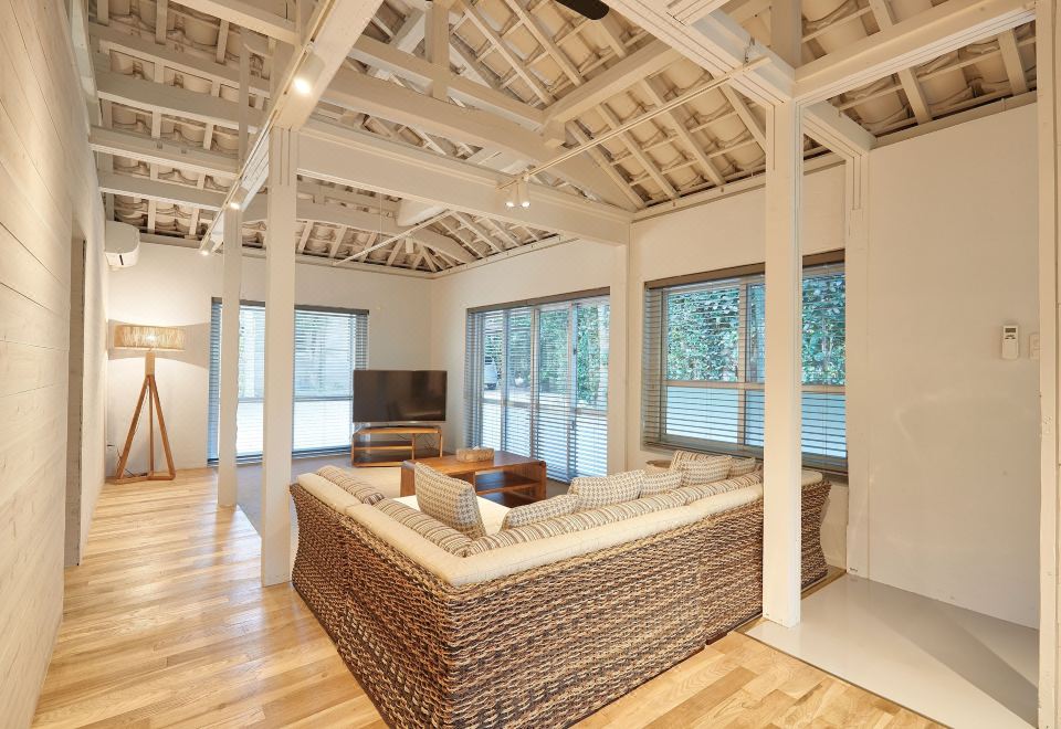 티다 내부 모습