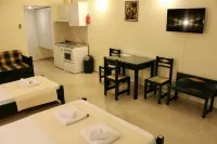 Adonis Hotel Hotels in Zaloggo