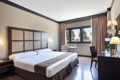 Aparthotel Attica 21 Vallés Hôtels à proximité de : Rellotge del Vapor Sampere