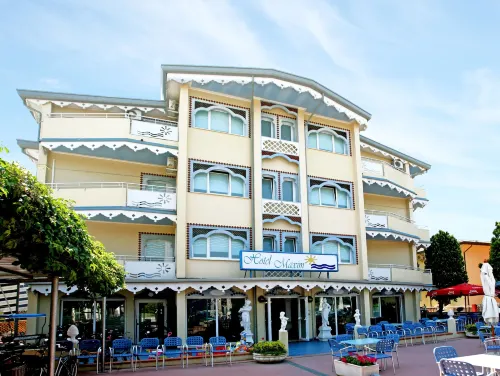 Hotel Maxim - Pet Friendly