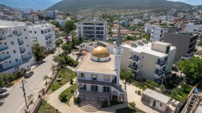 Hotel Golden Hotels in Ksamil
