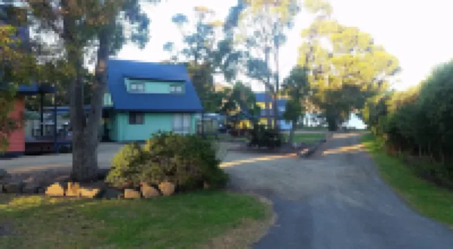 Four Seasons Waterfront Villas Hotels in Port Arthur