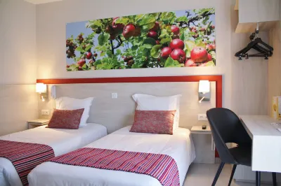 Hôtel Saint Louis Hotels in Le Thor