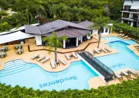 Sybaris Suites & Residences - Beach