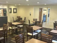 Quality Inn Mt. Pleasant – Charleston - breakfast