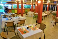 Hexagon International Hotel - breakfast