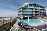 Wave Resort - piscine