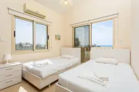 Villa Rose Large Private Pool Walk to Beach Sea Views A C Wifi - 2184