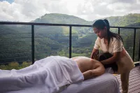 Anasa Wellness Resort - ที่มีสปา