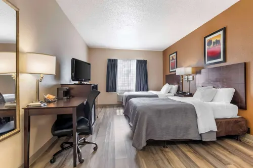 Quality Inn & Suites Wichita Falls I-44 Hotels in Burkburnett