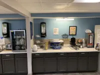 Days Inn by Wyndham Louisville Airport Fair and Expo Center - petit déjeuner