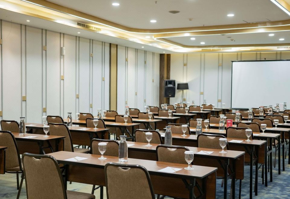 이비스 반둥 파스퇴르