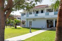 Acapulco Marinos Apartments- Adults Only