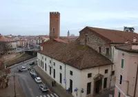 Guest House Ca' Lou Al Teatro Hotels in Bolzano Vicentino