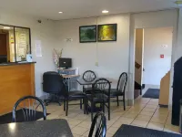 Super 8 by Wyndham Waynesboro Hotels in Waynesboro