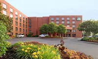 Luxe Studios Nashville Opryland Hotels in Nashville