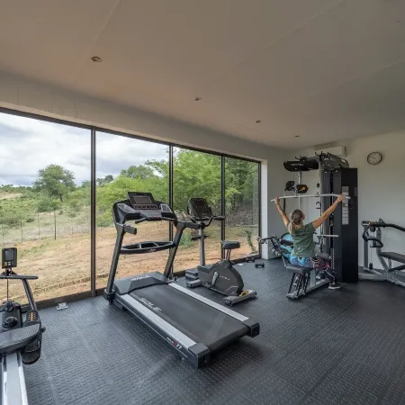 Nyati Safari Lodge