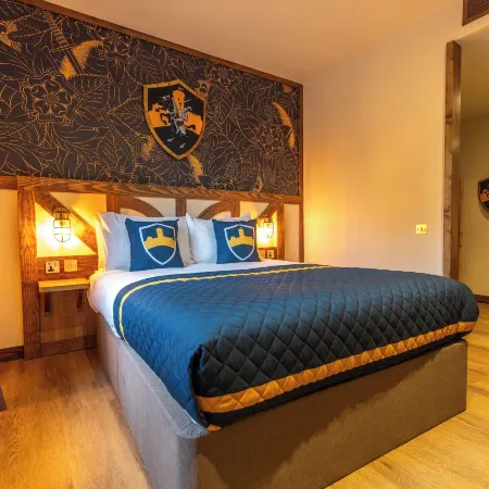 Warwick Castle Hotel & Knight's Village