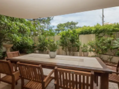 Norfolk Luxury Beachfront Apartments Main Beach Hotels in Main Beach