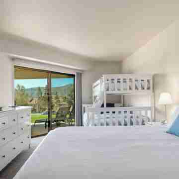 Wapato Point Halmalka Condo 514-B Close to Outdoor Pool, Sandy Beach Amenities Rooms