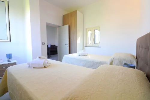 De Vivo Realty - Casa Ninà