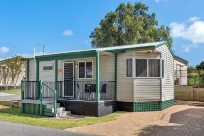 Discovery Parks - Coogee Beach Hotels in Rockingham