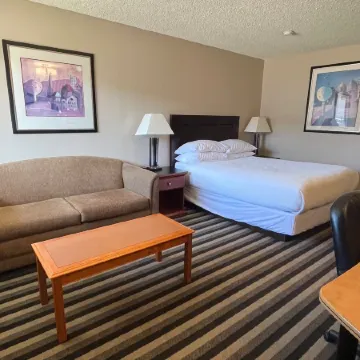 Royal Hotel Lloydminster