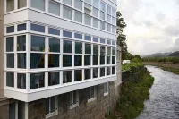 Balneario Acuña Hotels in Caldas