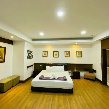 Casa Verde Hotel & Events Center