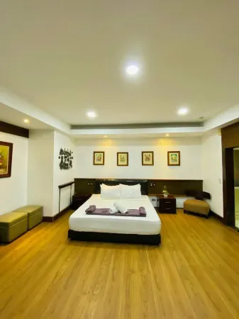 Casa Verde Hotel & Events Center