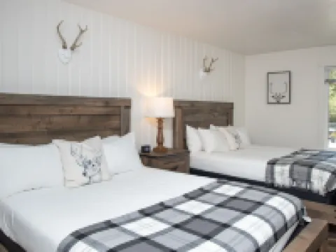 The Occidental Lodge Hotels in Occidental