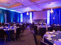Crowne Plaza PORTLAND-DOWNTOWN CONV CTR by IHG โรงแรมใกล้ลอยด์เซ็นเตอร์