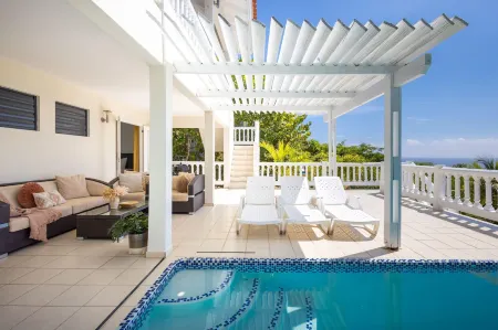 Seaside Rhapsody at Villa Kolibreeze