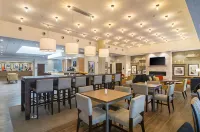 Hampton Inn Chicago North/Loyola Station Hotels in Evanston